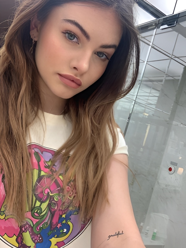 Ева привлекальеная девушка из Рефтинский цена от 4000 руб