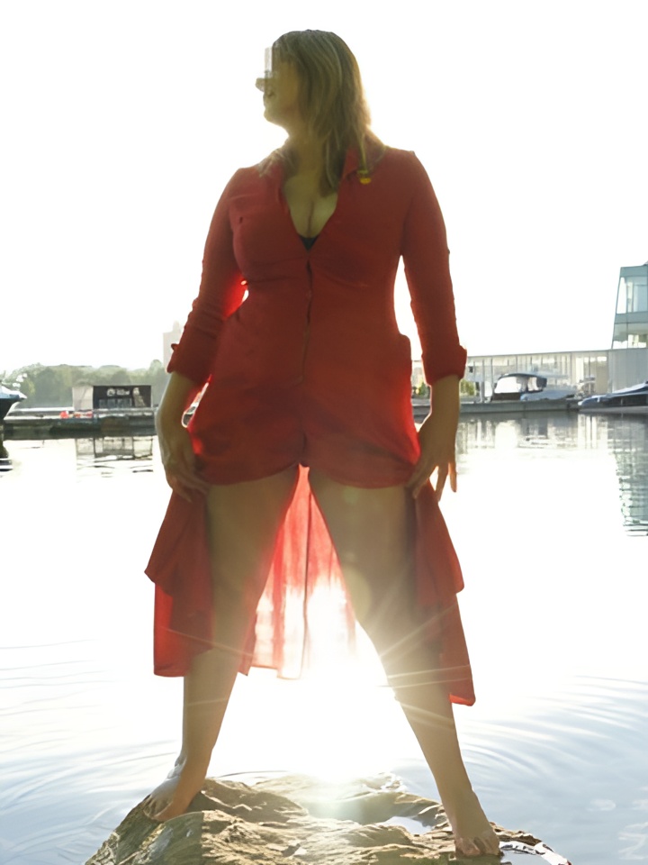 Летиция привлекальеная девушка из Рефтинский цена от 2500 руб