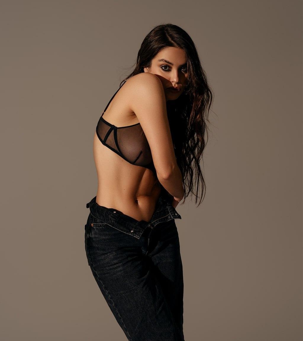 Алина привлекальеная девушка из Рефтинский цена от 7000 руб