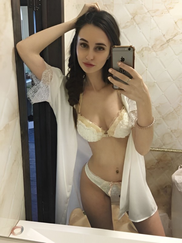 Ольга привлекательная девушка из Рефтинский цена от 2500 руб