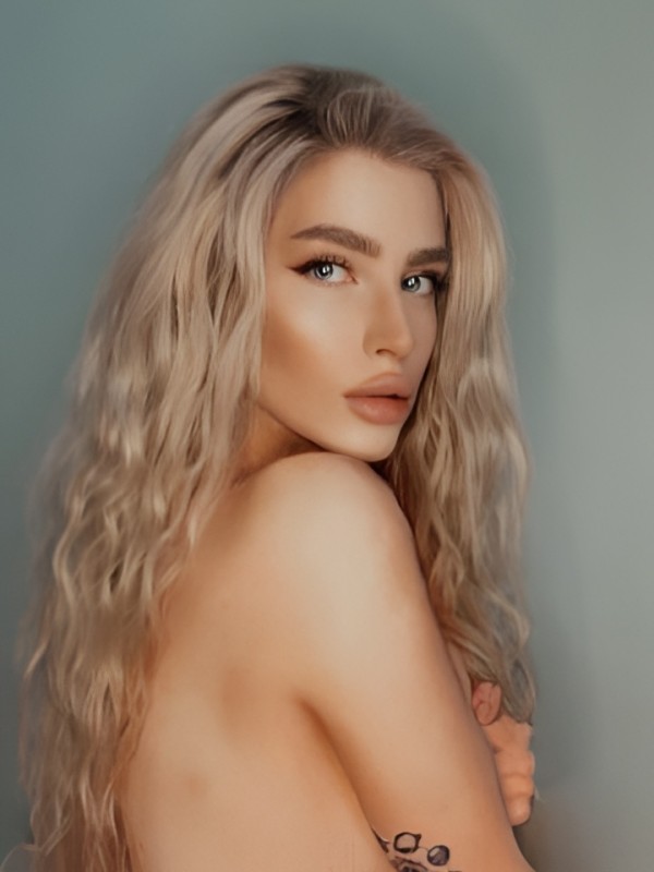 Римма привлекательная девушка из Рефтинский цена от 5000 руб