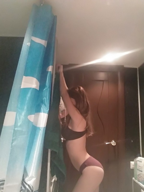 Оксанка привлекательная девушка из Рефтинский цена от 3000 руб